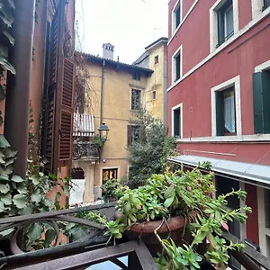 Residenza Della Samaritana Classici Appartamento